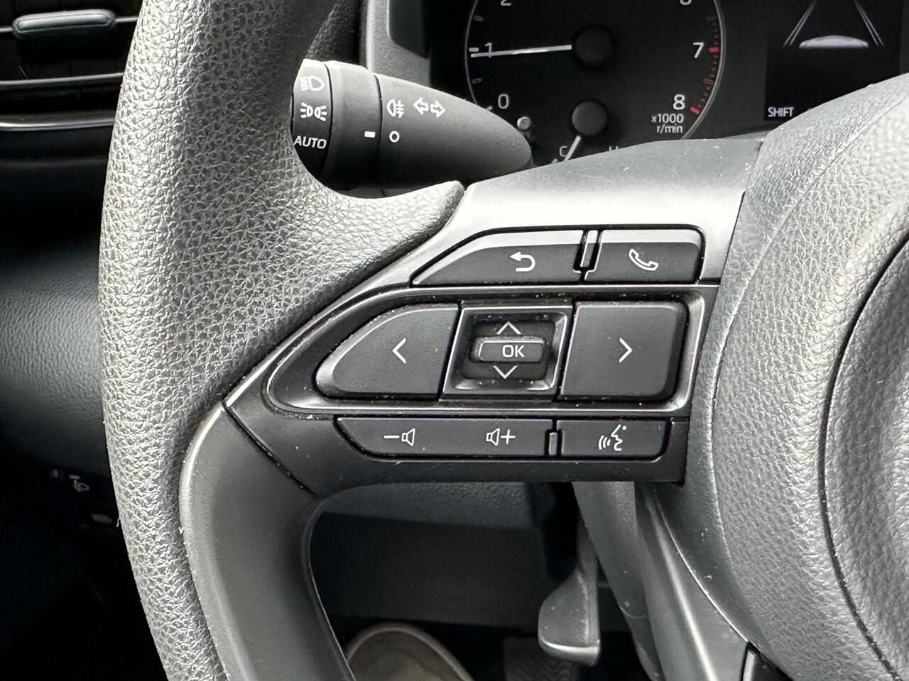 Toyota YARIS 1.0 VVT-i Comfort Radio wordt ingebouwd | Airco | Adaptive cruise control | Centrale deurvergrendeling met afst.bediening |