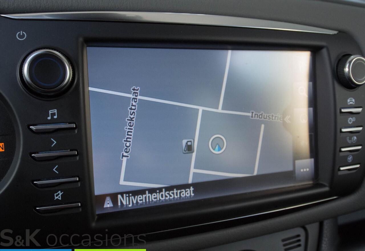 Toyota YARIS 1.5 Hybrid Navi PDC Keyless