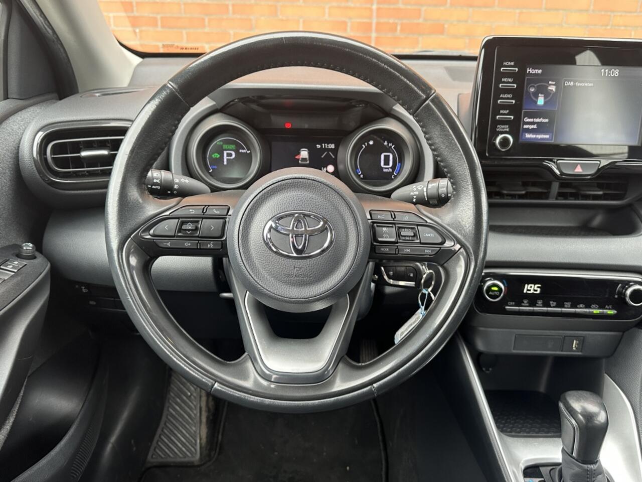 Toyota YARIS 1.5 Hybride Dynamic Carplay Clima Camera
