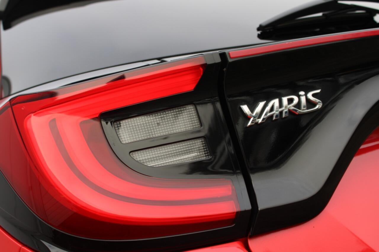 Toyota YARIS 1.5 Hybride Launch Edition