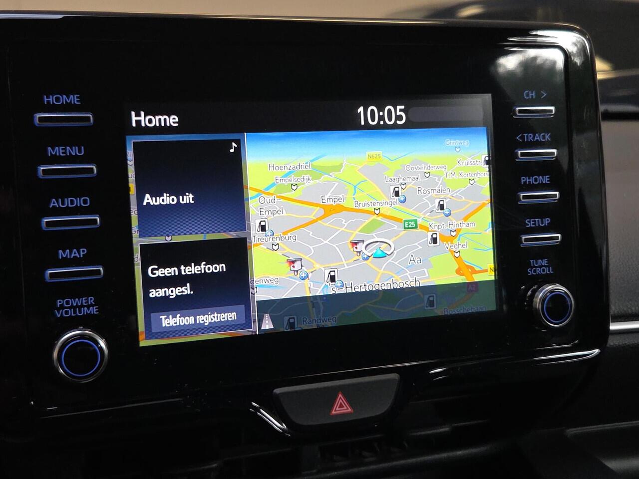 Toyota YARIS 1.5 Hybrid First Edition | Trekhaak | Apple CarPlay | Licht metalen velgen | Rijklaar incl. garantie |