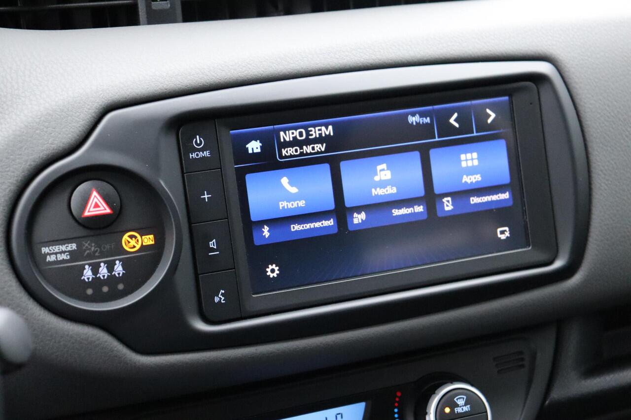 Toyota YARIS 1.5 Hybrid Dynamic, Bluetooth, Apple Carplay Keyless Entry, Parkeercamera.