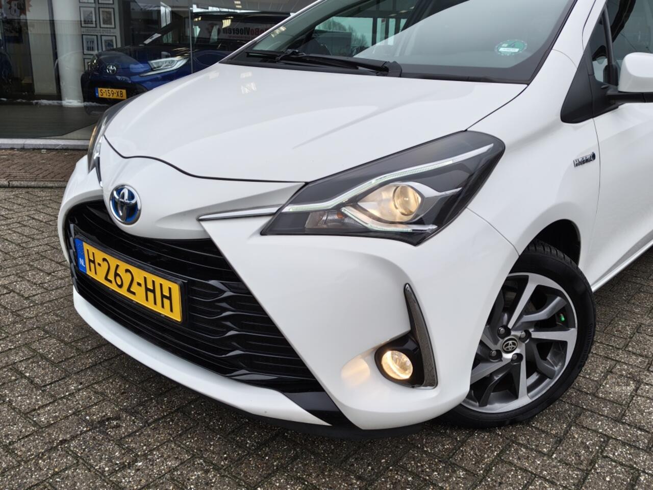Toyota YARIS 1.5 Hybrid Dynamic | NL Auto | Keyless Entry & Start | Android A