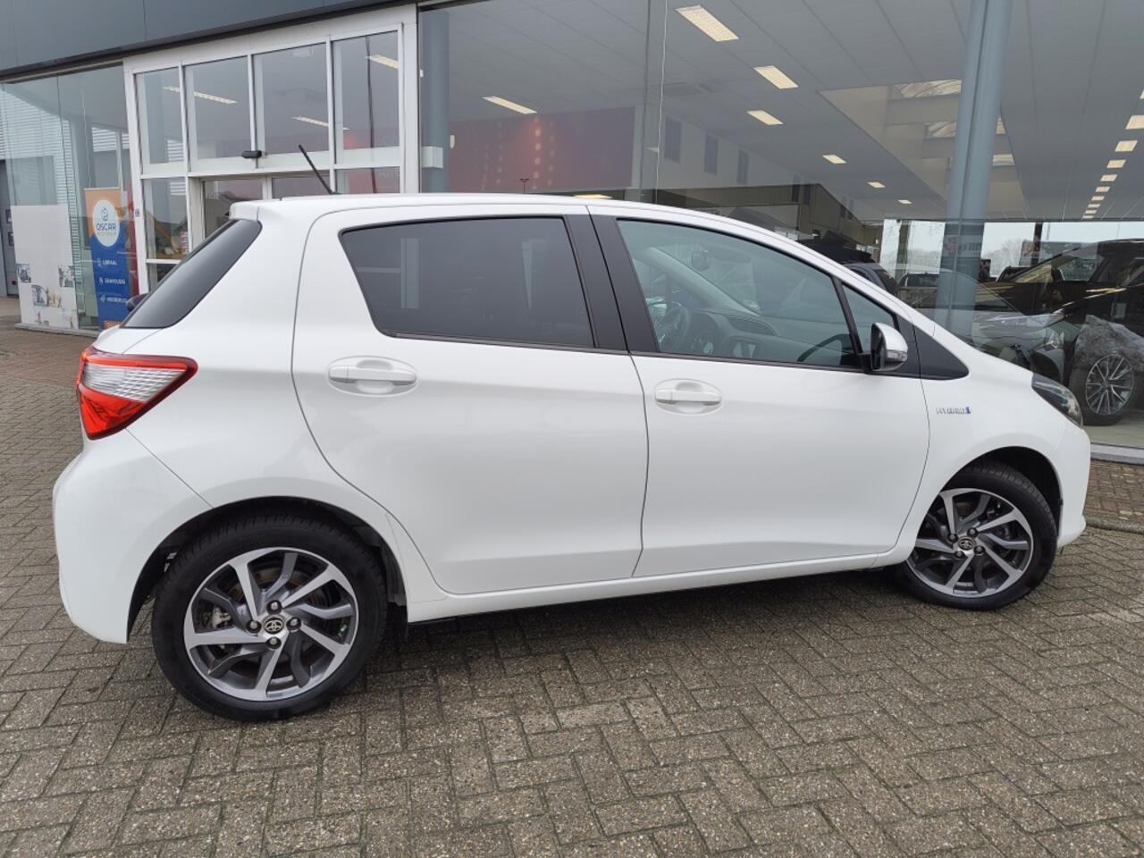 Toyota YARIS 1.5 Hybrid Dynamic | NL Auto | Keyless Entry & Start | Android A