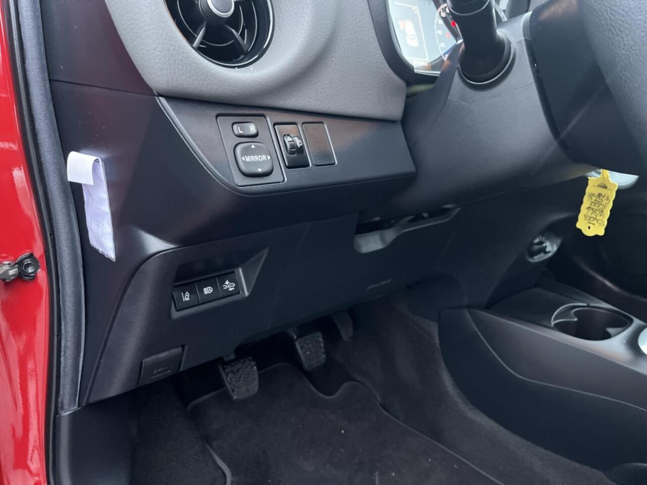 Toyota YARIS 1.0 VVT-i Connect