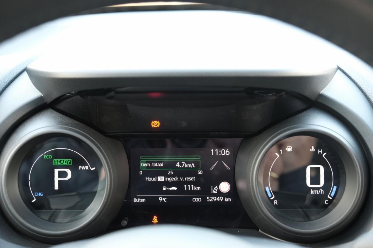 Toyota YARIS 1.5 Hybrid Dynamic Automaat | Apple CarPlay & Android Auto | 16