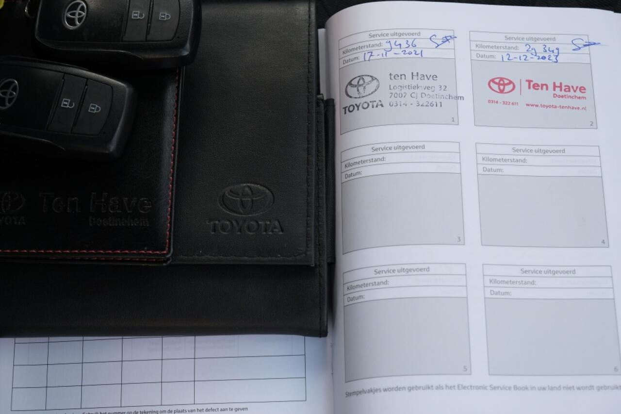 Toyota YARIS 1.5 Hybrid Dynamic Automaat | Apple CarPlay & Android Auto | 16