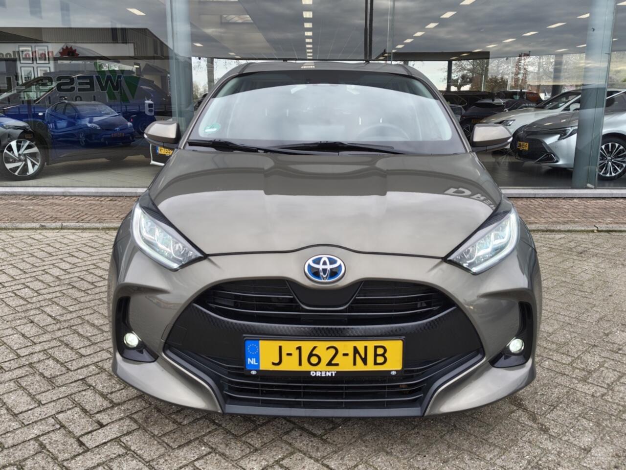 Toyota YARIS 1.5 Hybrid First Edition | Navi | Keyless Start & Entry | Androi