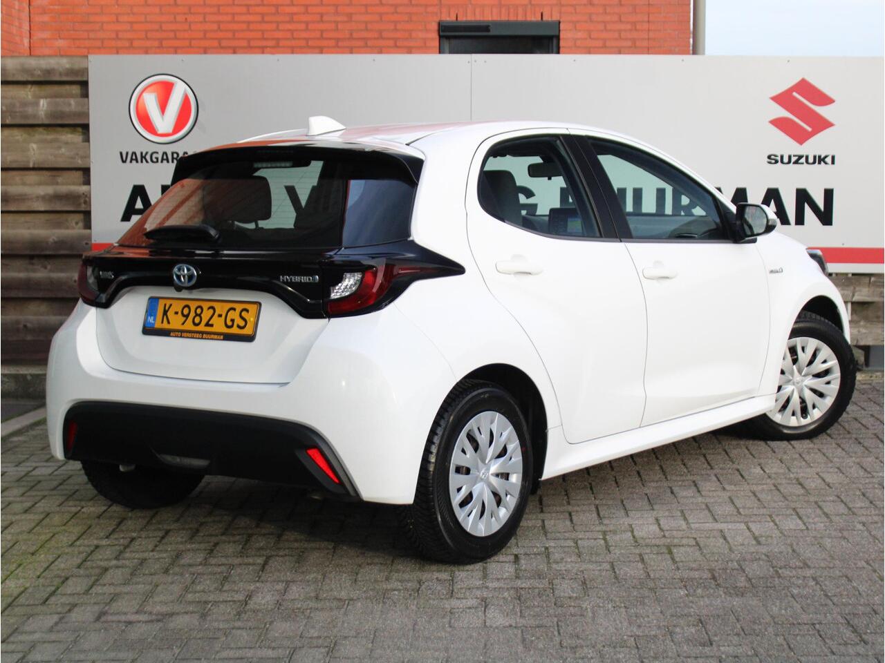 Toyota YARIS 1.5 Hybrid Active Cruise Control Adaptief, Achteruitrijcamera, Apple Carplay/Android Auto, Airco
