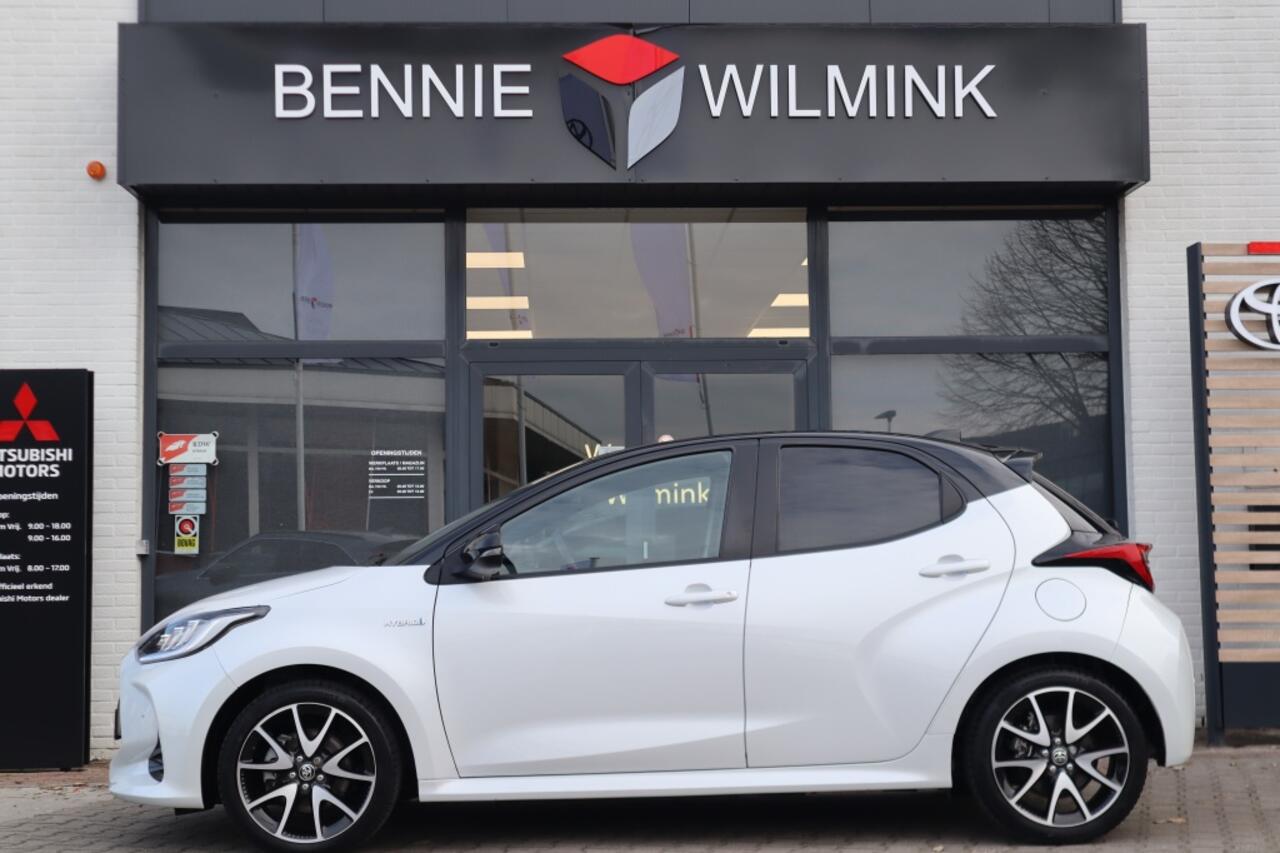 Toyota YARIS 1.5 Hybrid Launch Edition Trekhaak