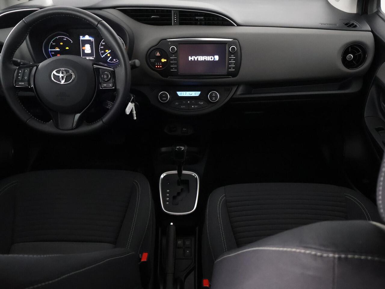 Toyota YARIS 1.5 Hybrid Active | Dealer onderhouden | Camera | Bluetooth | Climate Control |