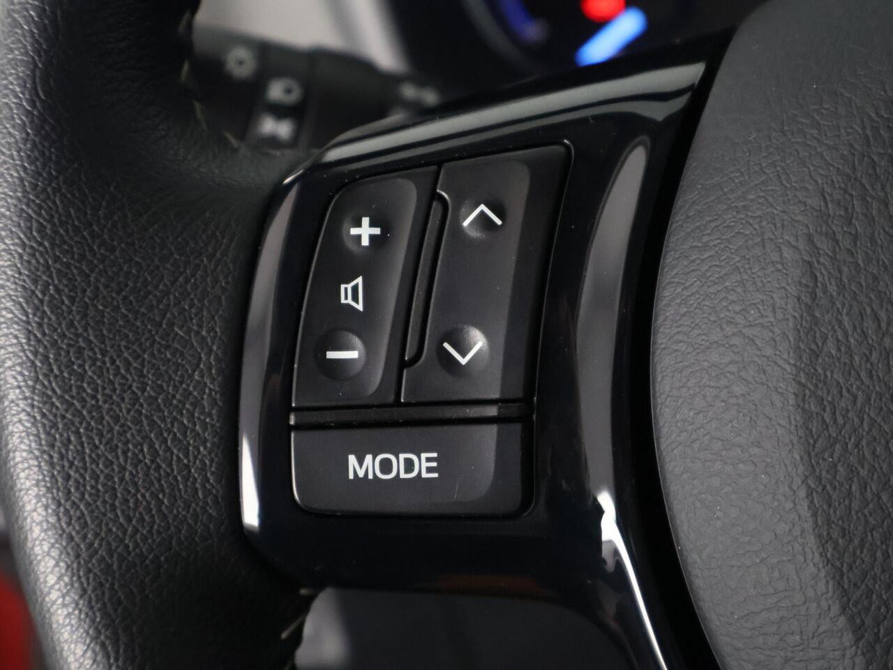 Toyota YARIS 1.5 Hybrid Active | Dealer onderhouden | Camera | Bluetooth | Climate Control |