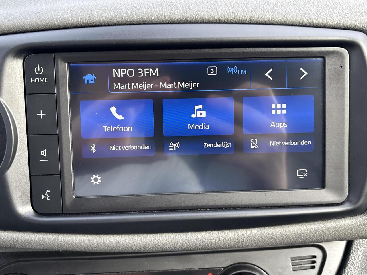 Toyota YARIS 1.5 Hybrid Dynamic **APPLE CARPLAY/ CRUISE CONTROL/ KEYLESS/ PARKEERCAMERA**