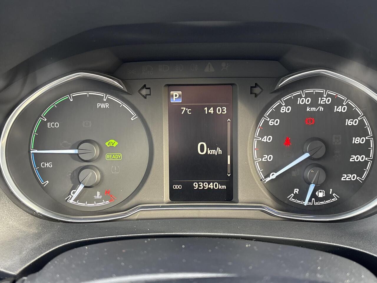 Toyota YARIS 1.5 Hybrid Dynamic **APPLE CARPLAY/ CRUISE CONTROL/ KEYLESS/ PARKEERCAMERA**