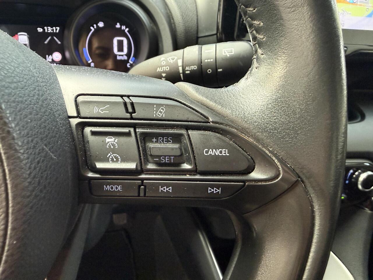 Toyota YARIS 1.5 Hybrid Dynamic