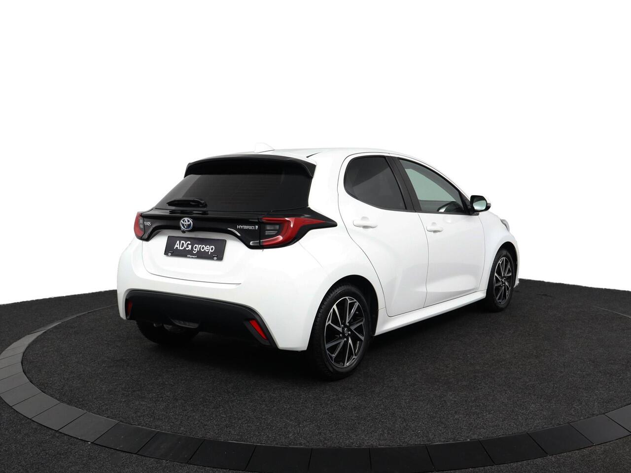 Toyota YARIS 1.5 Hybrid Dynamic | Stoelverwarming | Apple Carplay/Android Auto | keyless entry |