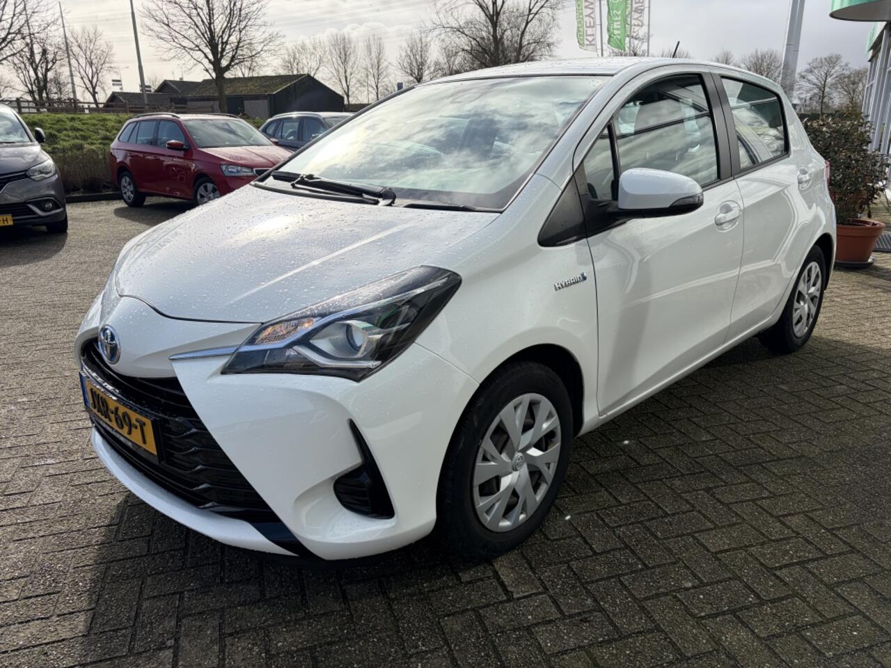 Toyota YARIS 1.5 Hyb. Active, Aut,, Clima, Carplay, Stoelverwarming
