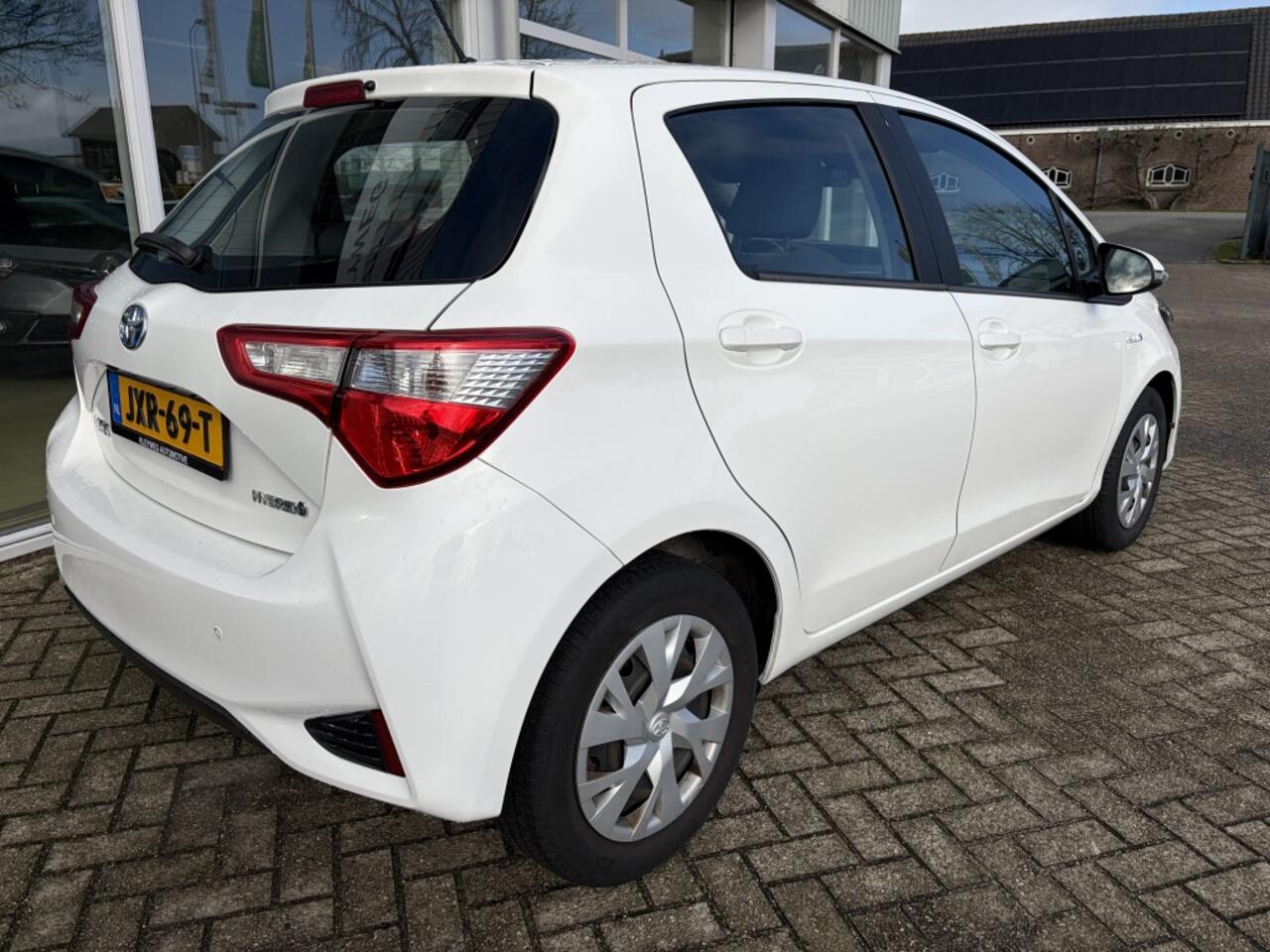 Toyota YARIS 1.5 Hyb. Active, Aut,, Clima, Carplay, Stoelverwarming