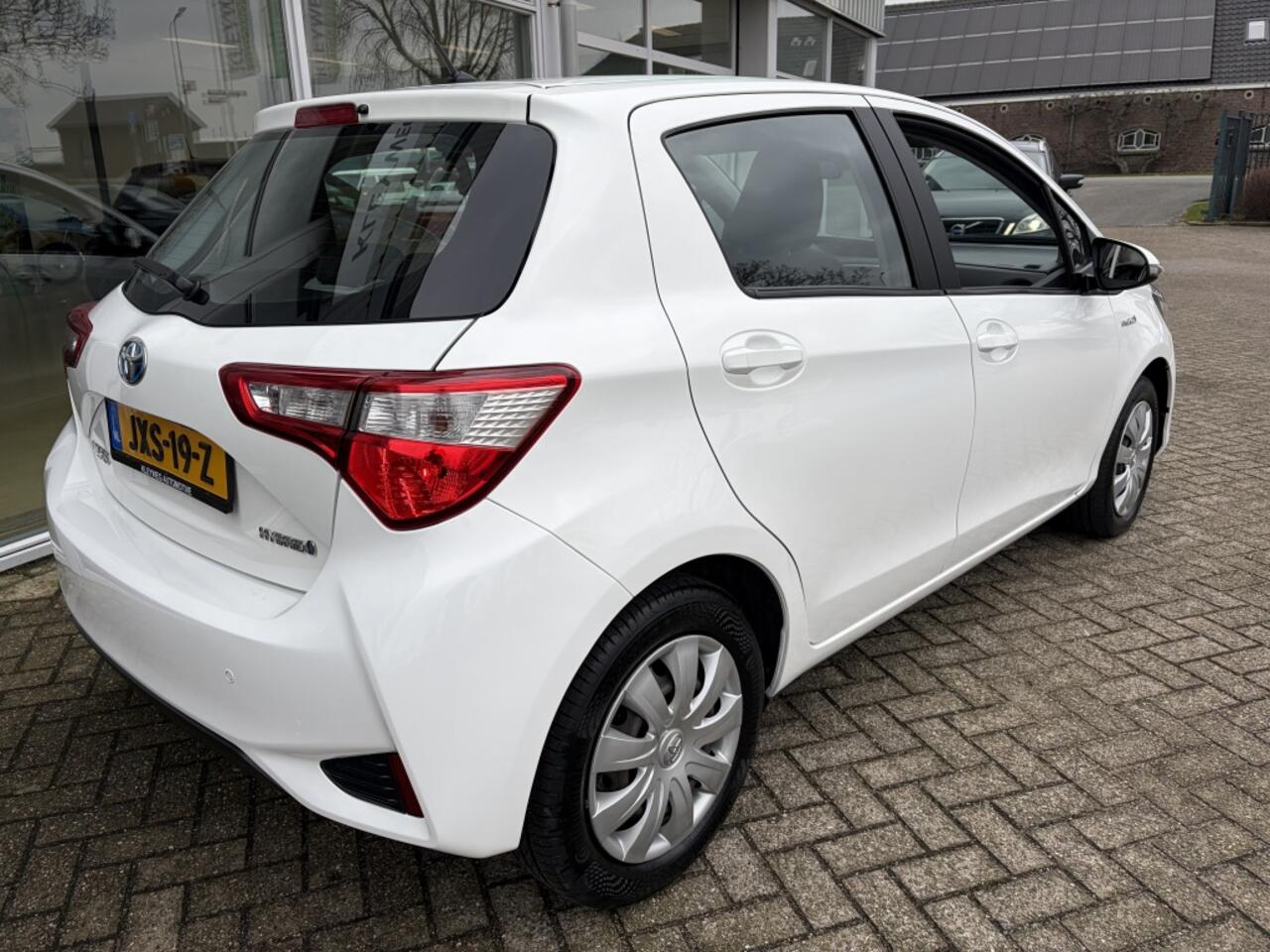 Toyota YARIS 1.5 Hyb. Active, Aut, Carplay, Clima, Stoelverwarming