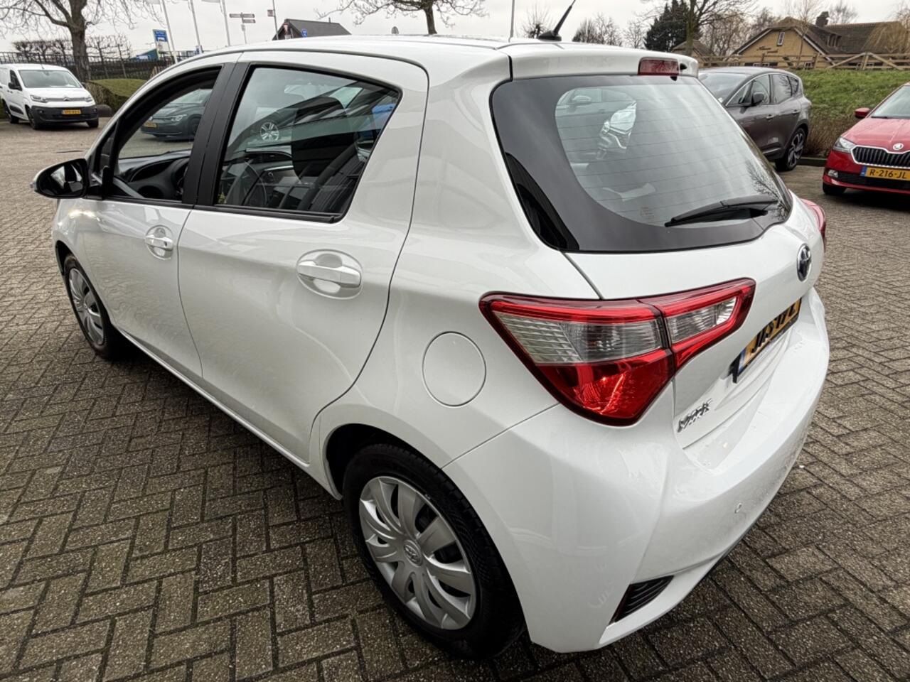 Toyota YARIS 1.5 Hyb. Active, Aut, Carplay, Clima, Stoelverwarming