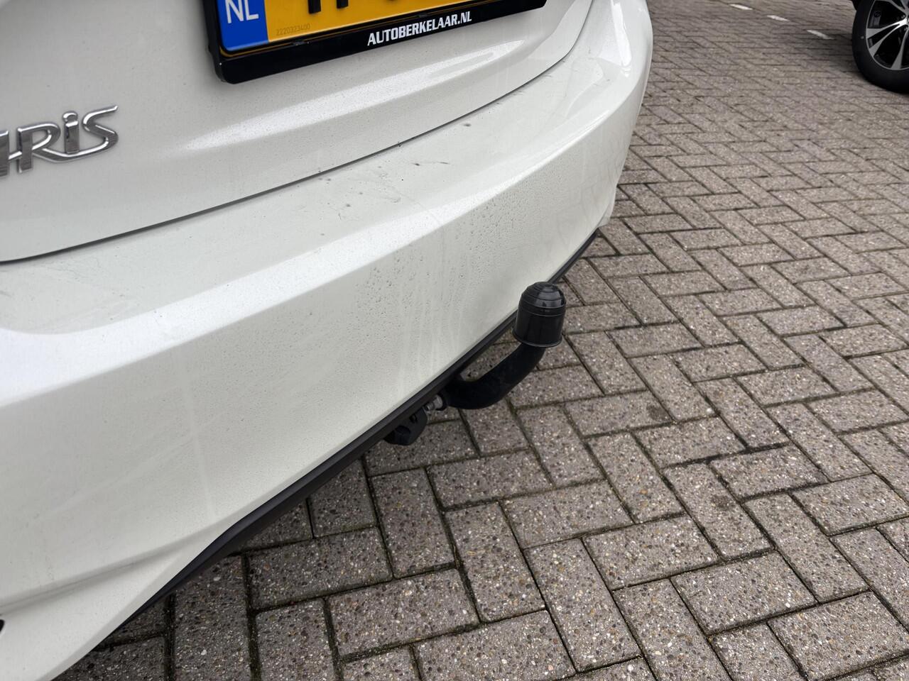 Toyota YARIS 1.5 VVT-i Dynamic | Automaat | Trekhaak | Achteruitrijcamera