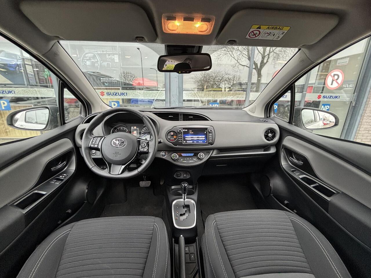 Toyota YARIS 1.5 VVT-i Dynamic | Automaat | Trekhaak | Achteruitrijcamera
