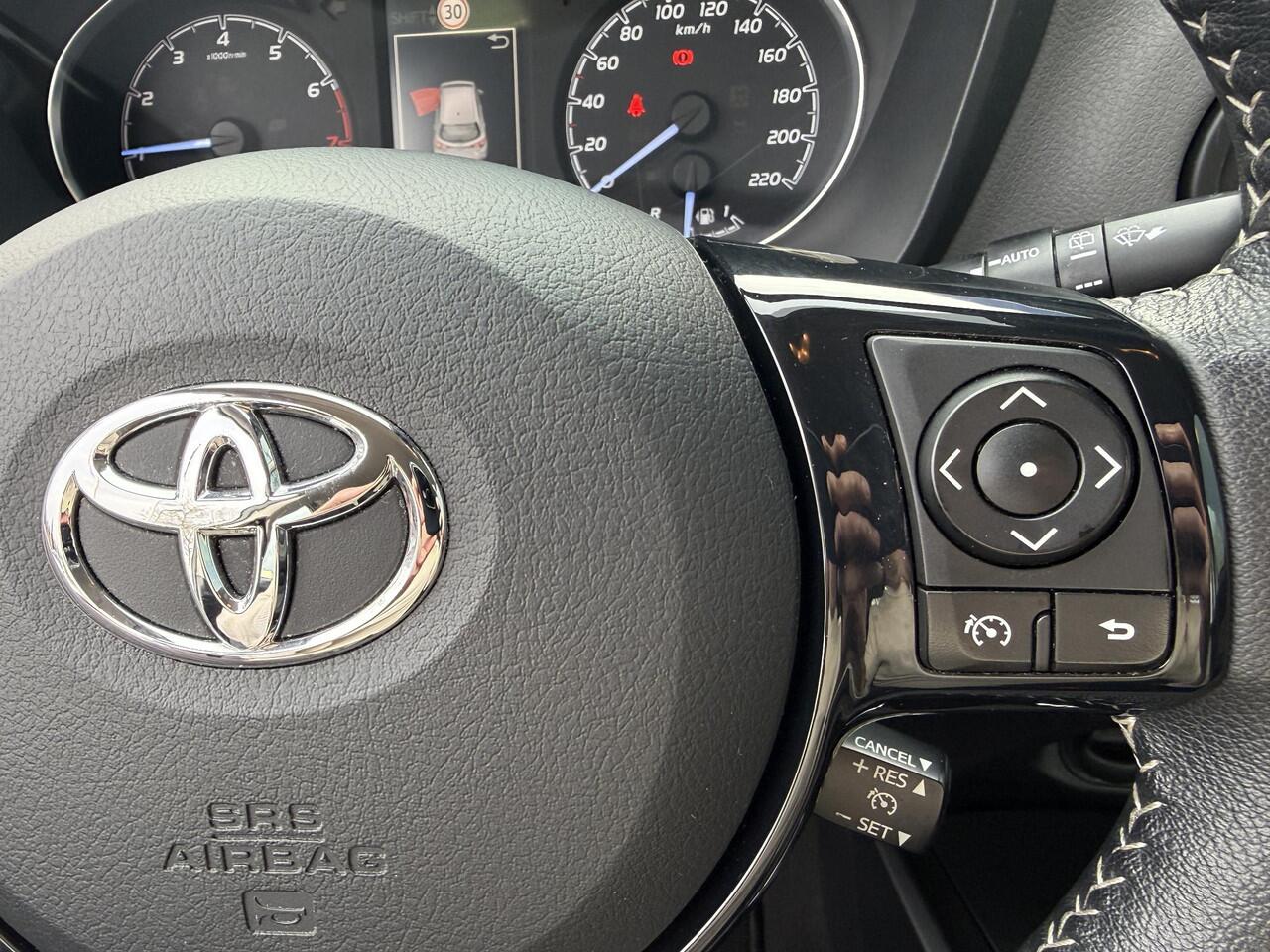 Toyota YARIS 1.0 VVT-i Active