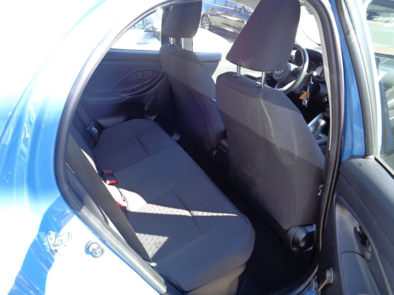 Toyota YARIS 1.5 HYB. ACTIVE