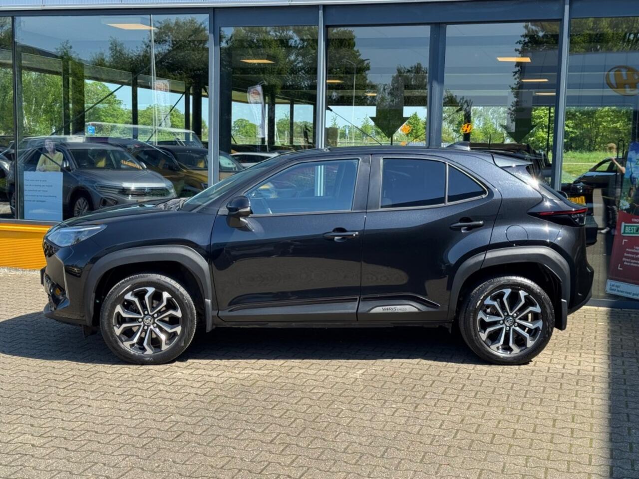 Toyota YARIS 1.5 Hybrid First Edition - LED - camera - climate control