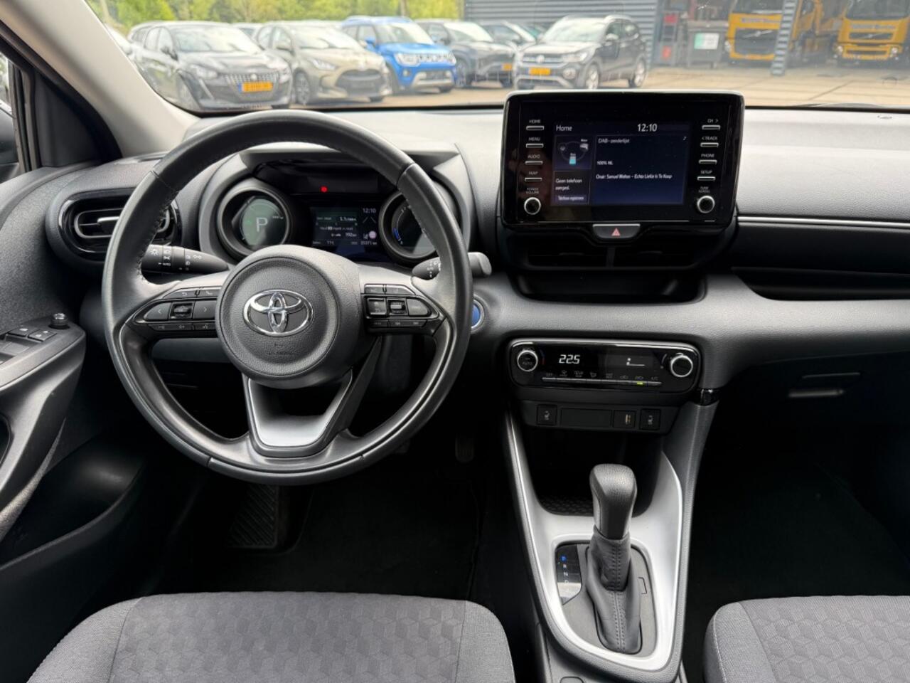 Toyota YARIS 1.5 HYBRID 5-DRS DYNAMIC AUTOMAAT!