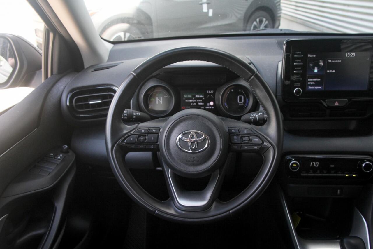 Toyota YARIS 1.5 Hybrid Dynamic | Camera | Adaptive Cruise