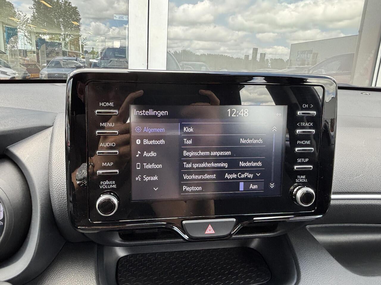 Toyota YARIS 1.5 Hybrid Dynamic | Apple Carplay / Android Auto | Camera | Stoelverwarming | Toyota garantie tot 200.000km of 2031!