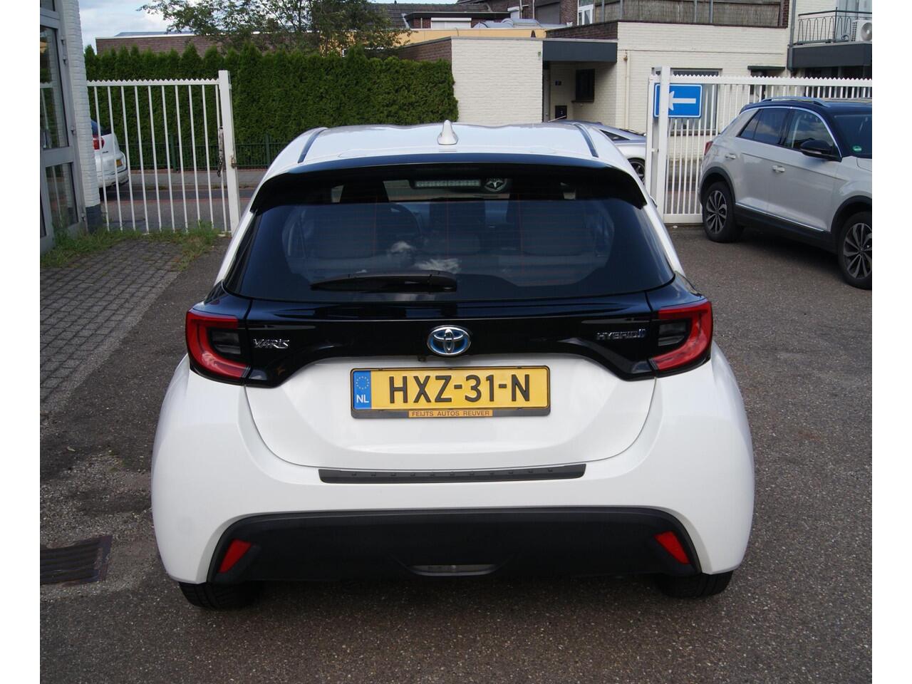 Toyota YARIS 1.5 Hybrid Dynamic Cruise,Clima,Camera,RIJKLAARPRIJS!!