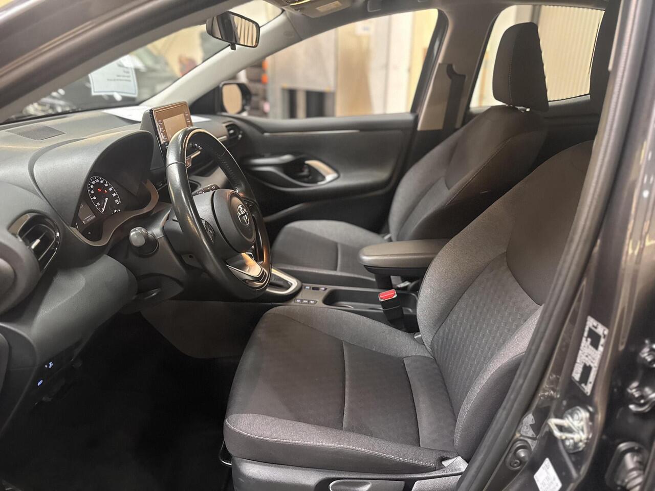 Toyota YARIS 1.5 Hybrid Automaat Active Camera Climat Adap. Cruise control Apple Car Play Dealeronderhouden