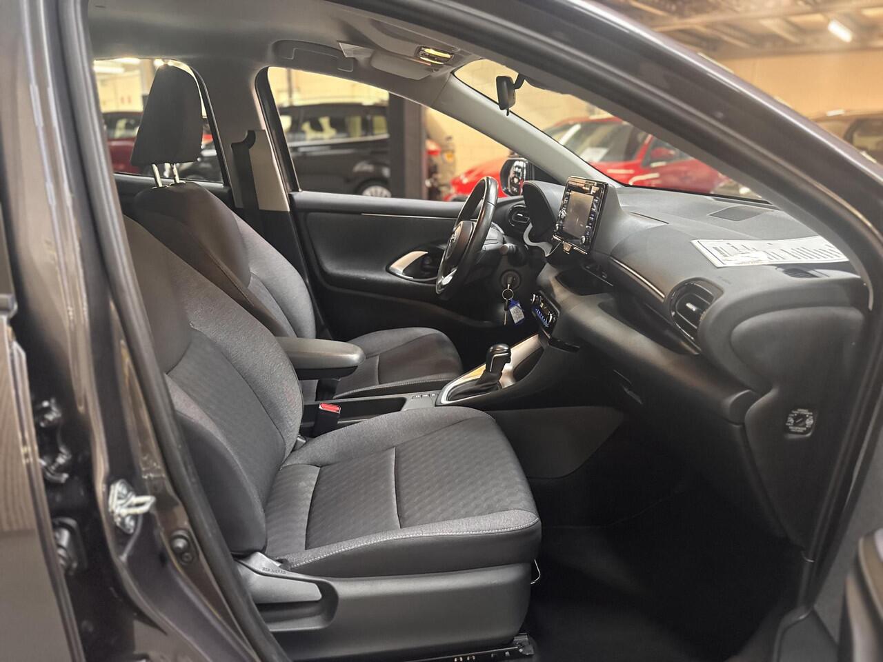 Toyota YARIS 1.5 Hybrid Automaat Active Camera Climat Adap. Cruise control Apple Car Play Dealeronderhouden