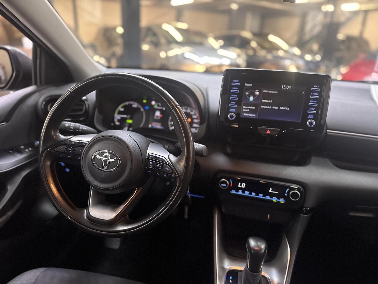 Toyota YARIS 1.5 Hybrid Automaat Active Camera Climat Adap. Cruise control Apple Car Play Dealeronderhouden