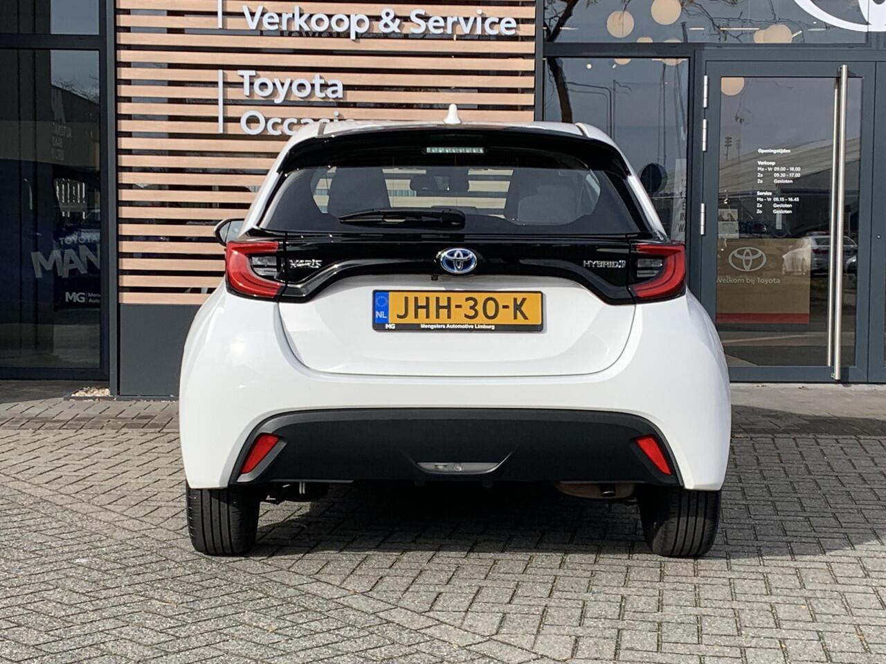 Toyota YARIS 1.5 Hybrid Dynamic Edition