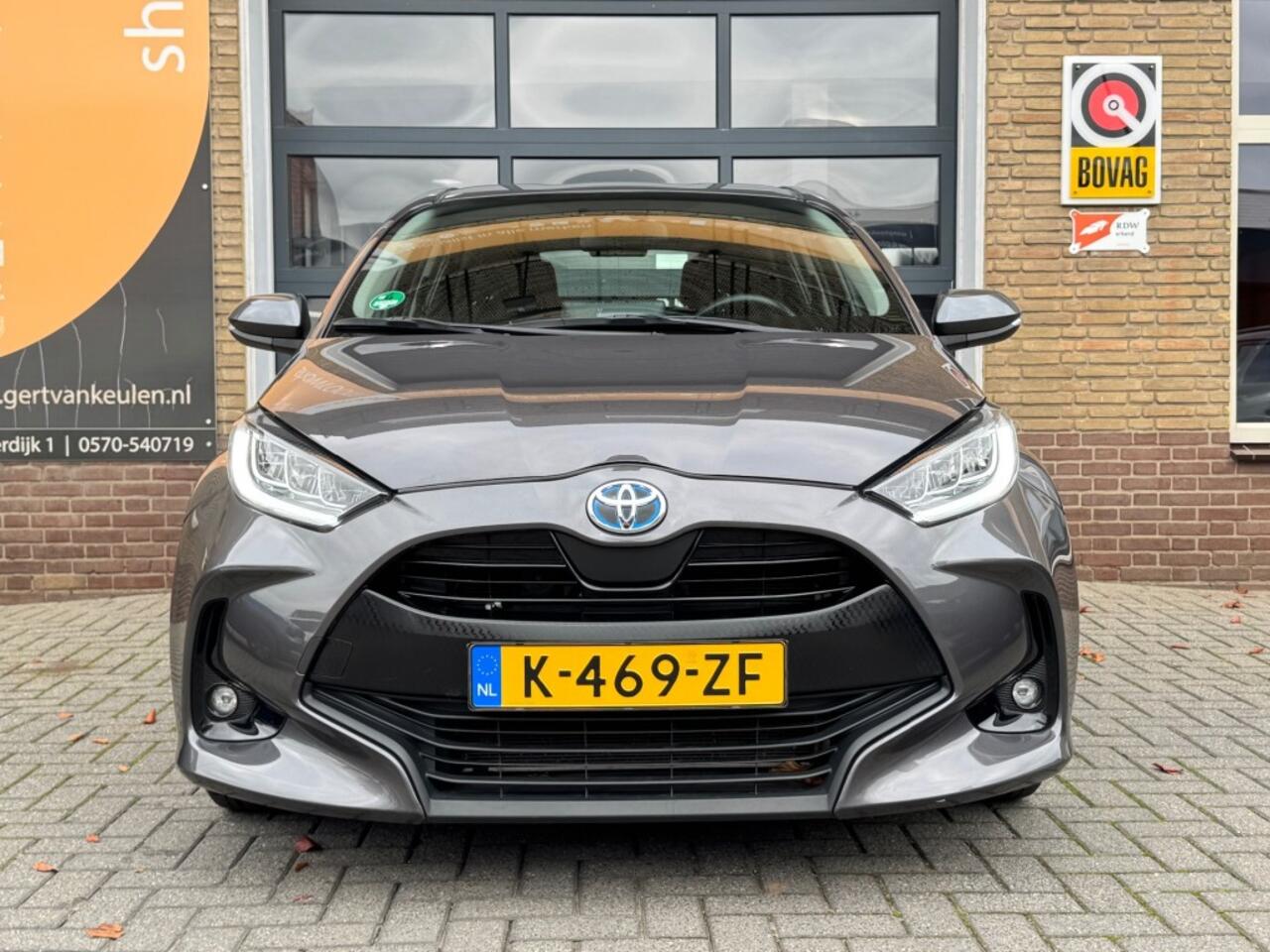 Toyota YARIS 1.5 HYBRID DYNAMIC CAMERA/LED/CARPLAY/ACC-CRUISE/NL-AUTO/1 EIG.
