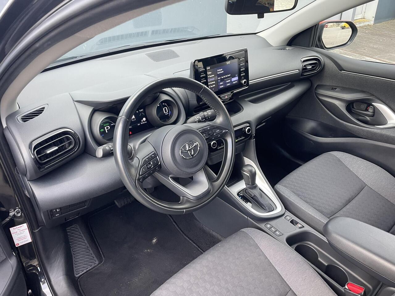 Toyota YARIS 1.5 Hybrid First Edition | Orange Packet | Full Map Navigatie |