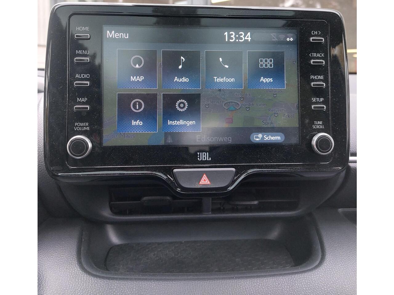 Toyota YARIS 1.5 Hybrid Executive Pano 17 inch