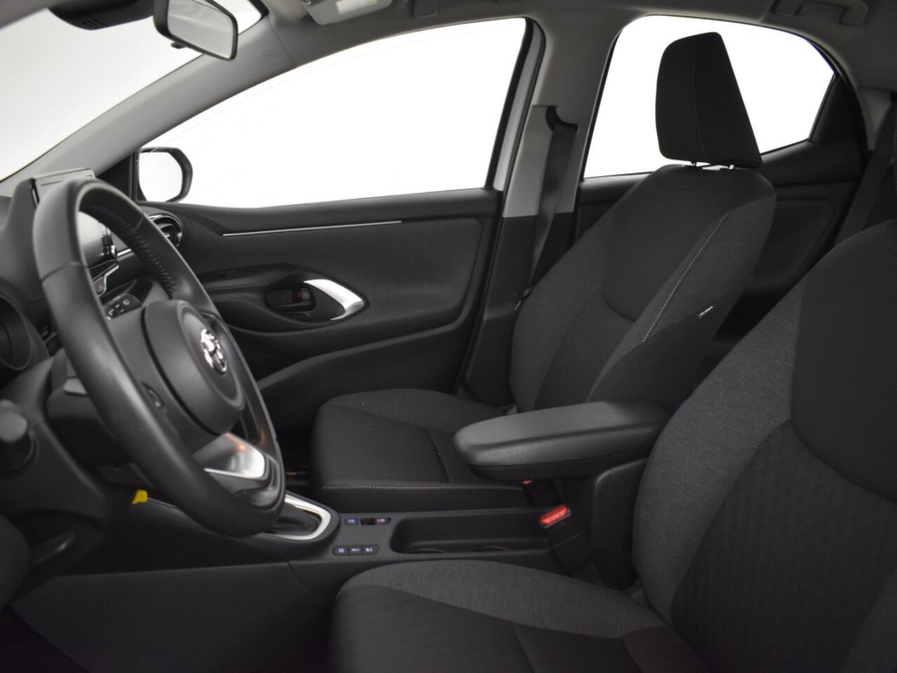 Toyota YARIS 1.5 Hybrid Dynamic