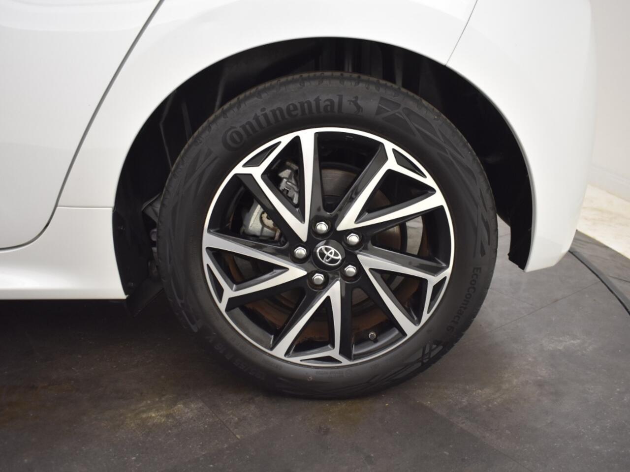 Toyota YARIS 1.5 Hybrid Dynamic | Apple Carplay | Camera |