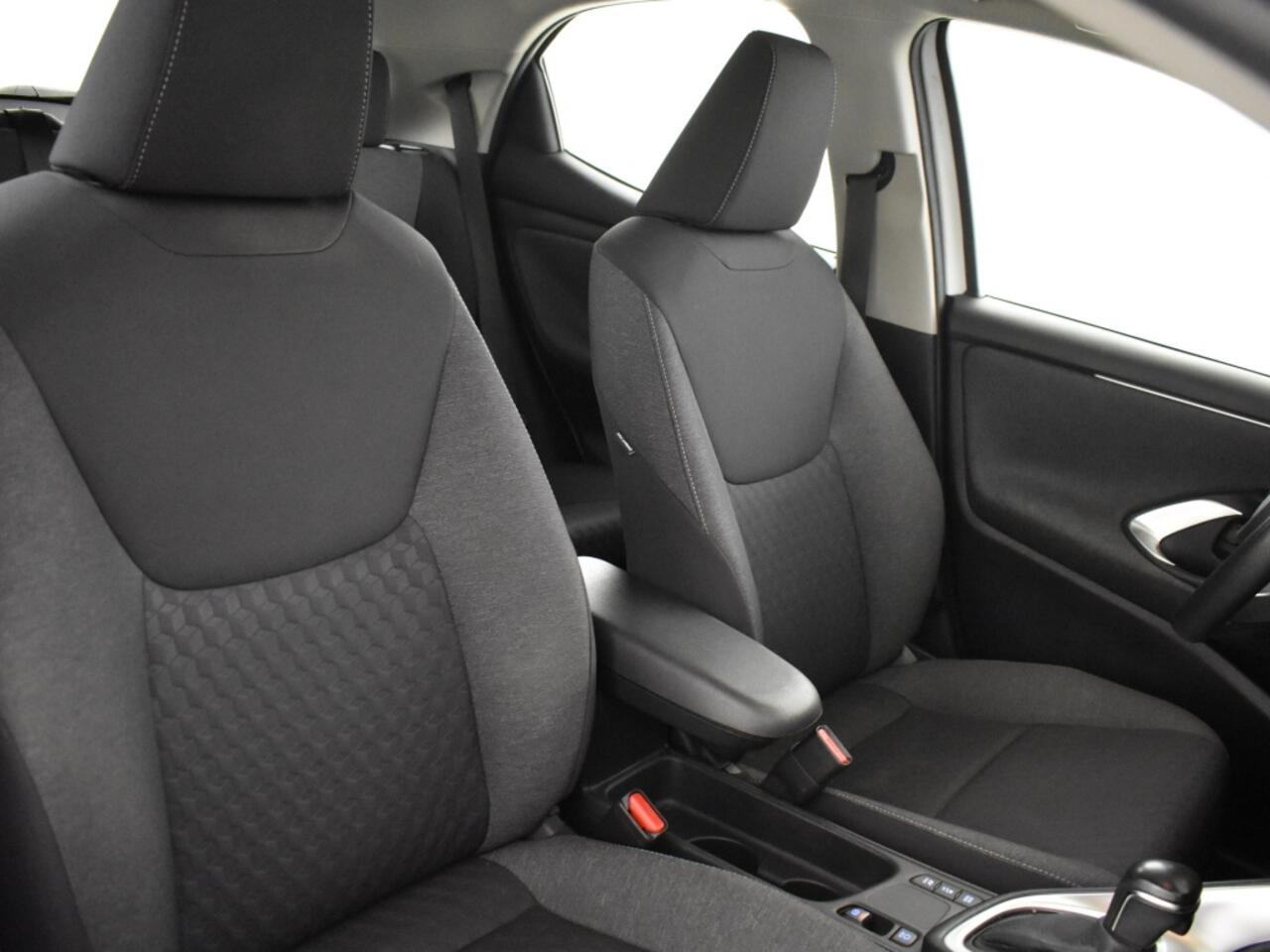 Toyota YARIS 1.5 Hybrid Dynamic | Apple Carplay | Camera |