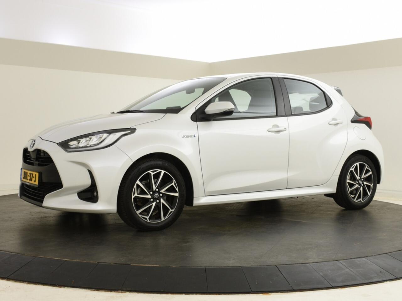 Toyota YARIS 1.5 Hybrid Dynamic | Apple Carplay | Camera |