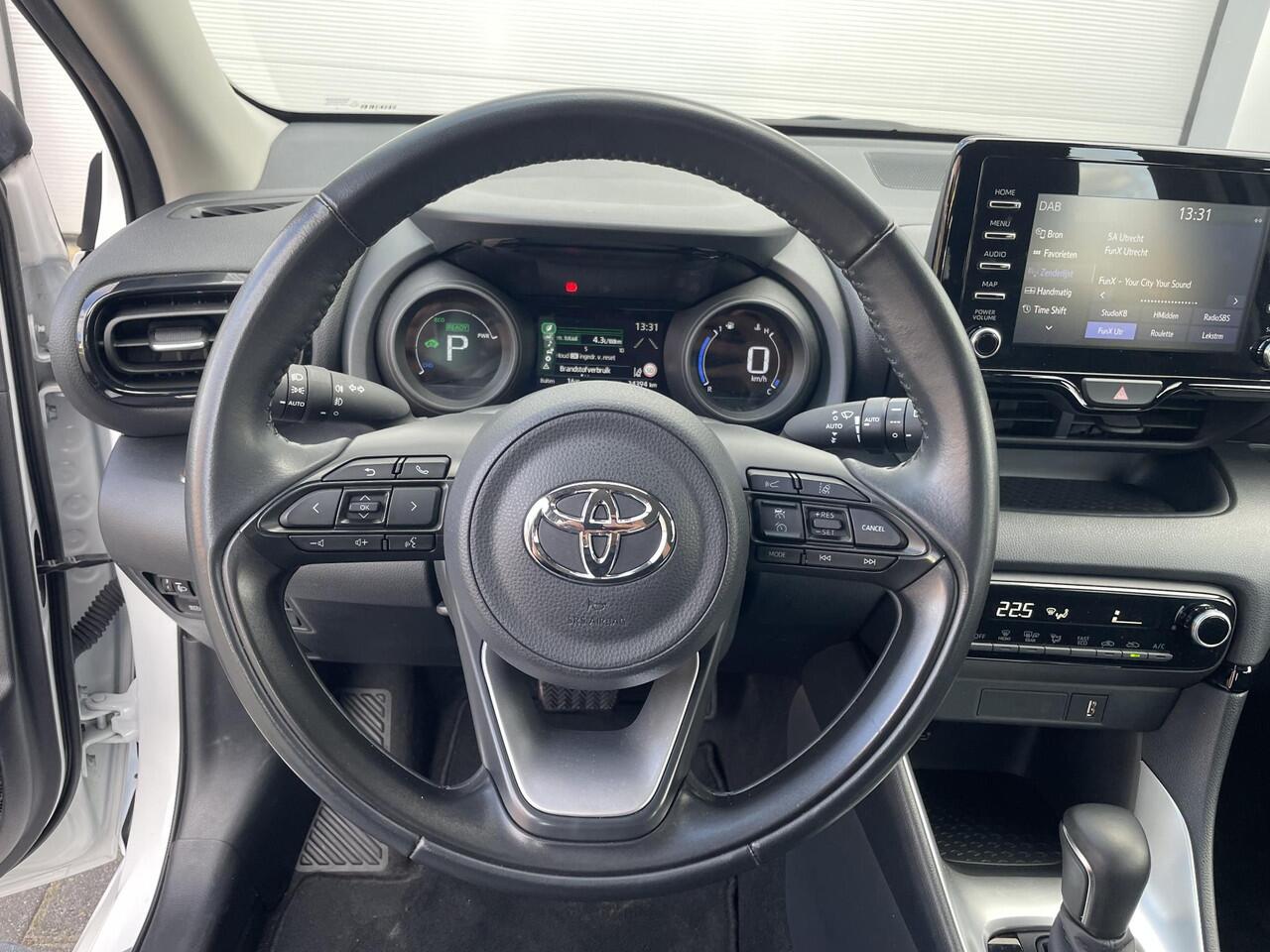 Toyota YARIS 1.5 Hybrid Business Plus | Dynamic | Org NL en 1e Eigenaar | 34.000 KM |