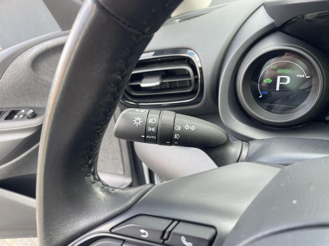 Toyota YARIS 1.5 Hybrid Business Plus | Dynamic | Org NL en 1e Eigenaar | 34.000 KM |