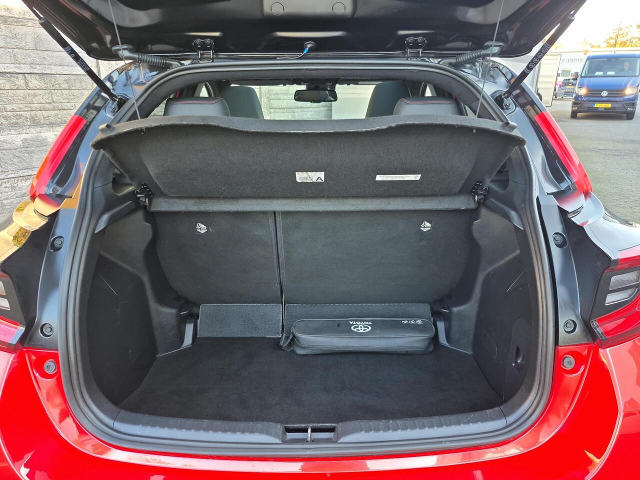 Toyota YARIS 1.5 Hybrid Executive Edition | Apple CarPlay/Android auto | Achteruitrijcamera | Panoramadak