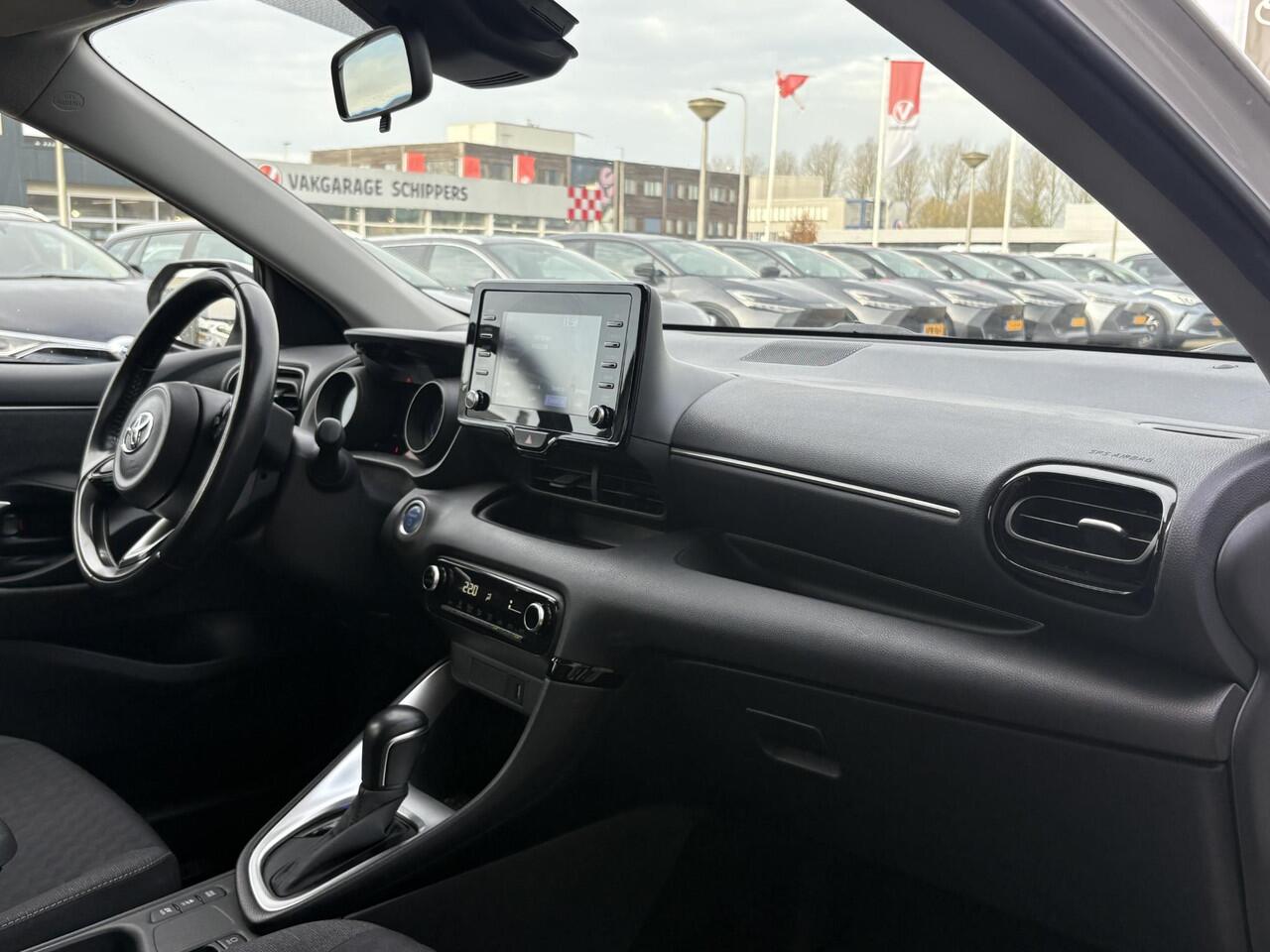 Toyota YARIS 1.5 Hybrid Business Plus