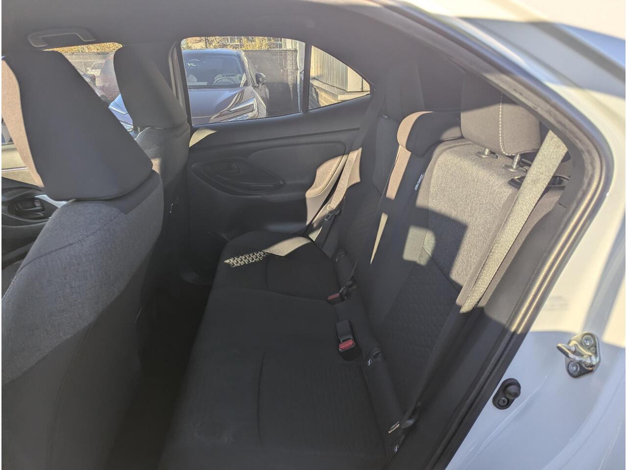 Toyota YARIS Cross 1.5 Hybrid Dynamic |Rijklaar|Carplay/AndroidAuto|AllSeason|