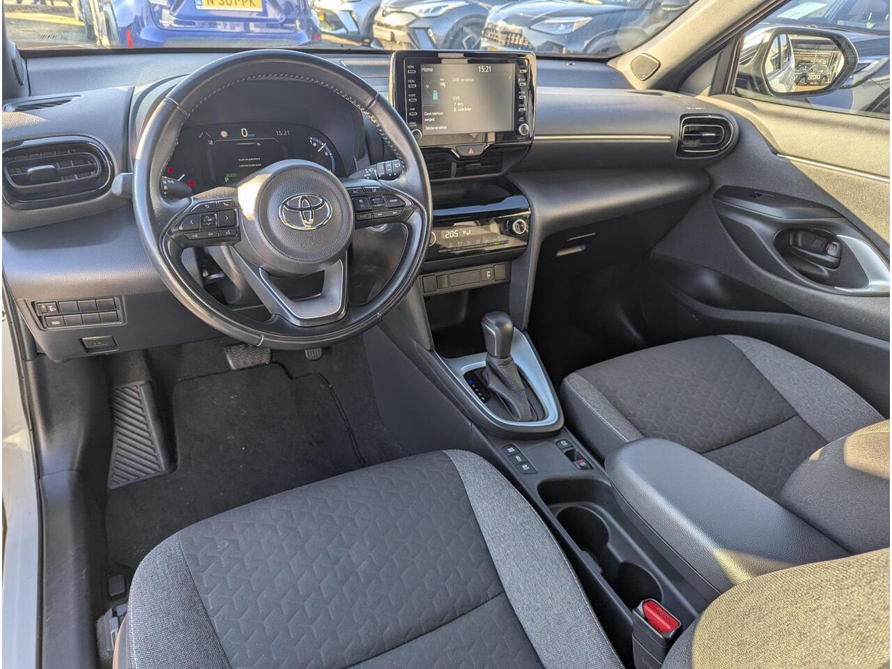 Toyota YARIS Cross 1.5 Hybrid Dynamic |Rijklaar|Carplay/AndroidAuto|AllSeason|